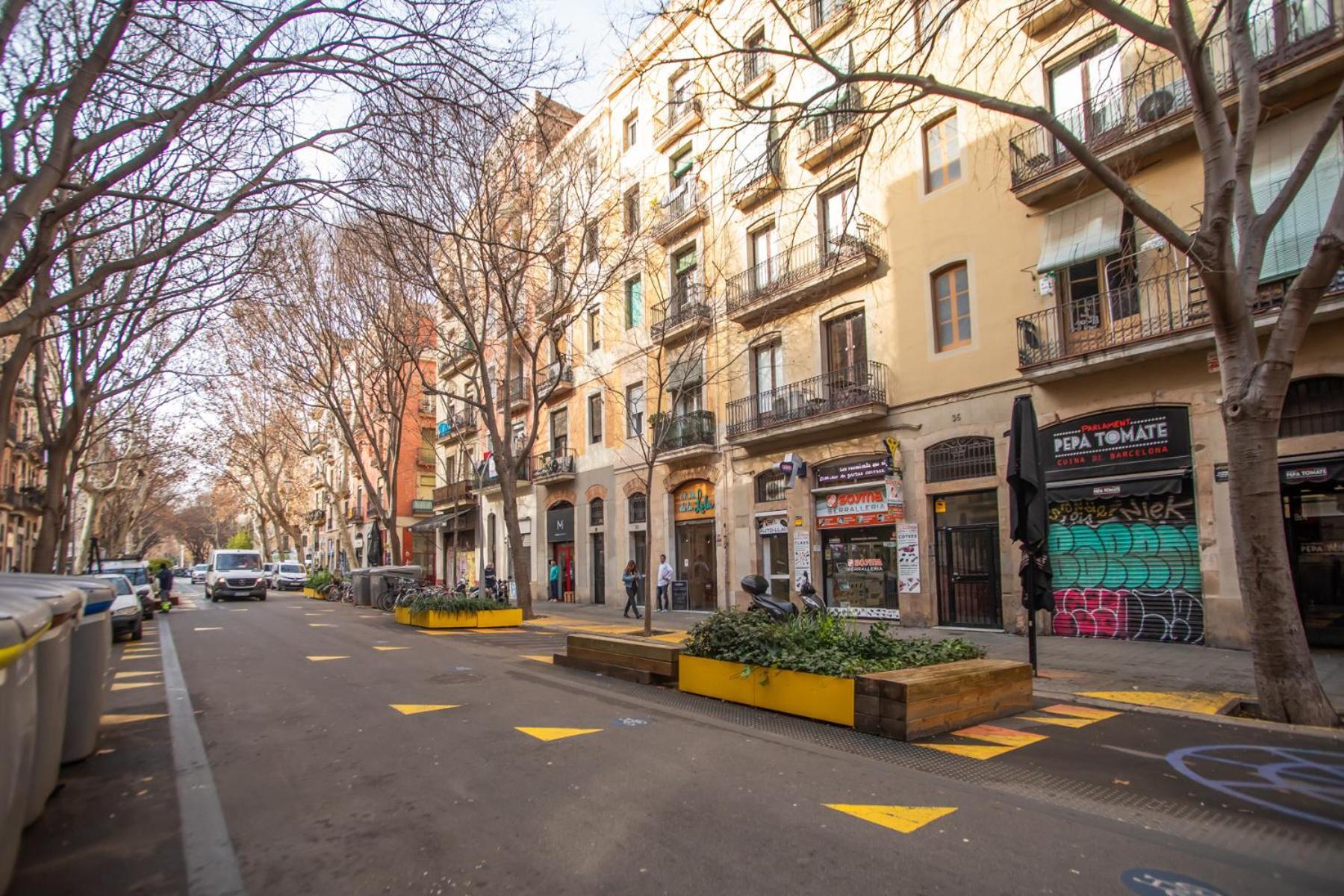41Par1022 - Luminous Apartment In Sant Antoni — Photos 2